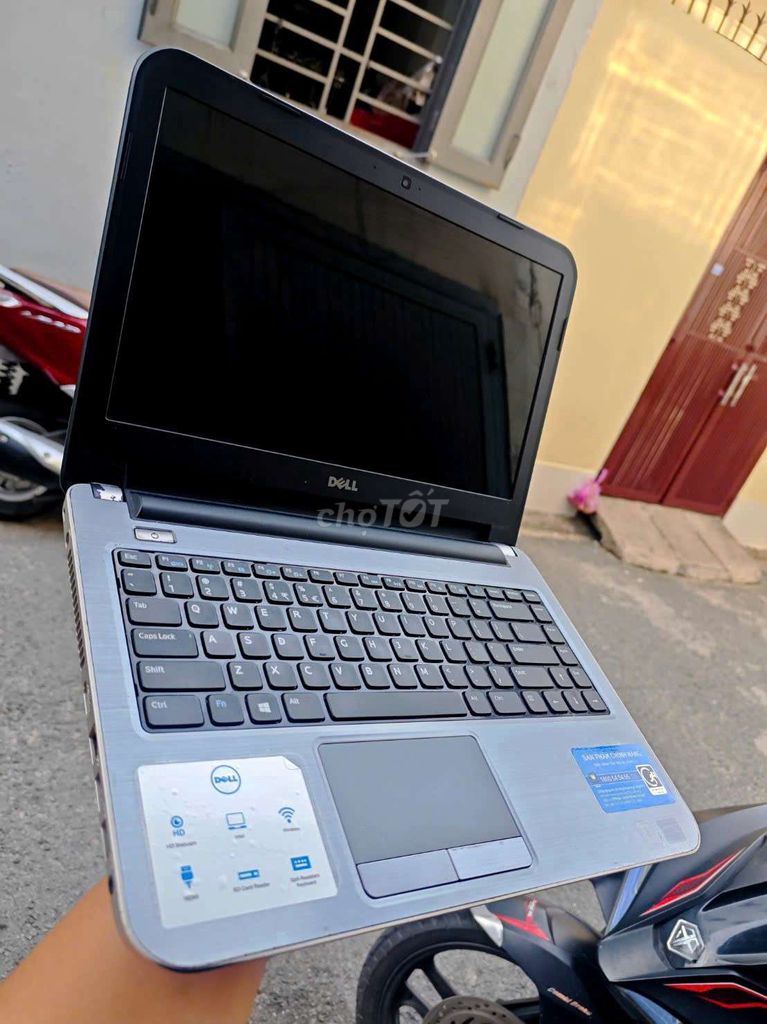 Dell Inspiron N5421 core i5 14" 8GB/120GB Like New. Mua bán Laptop tại Quận Gò Vấp Tp Hồ Chí Minh được đăng bởi Quân hình 1