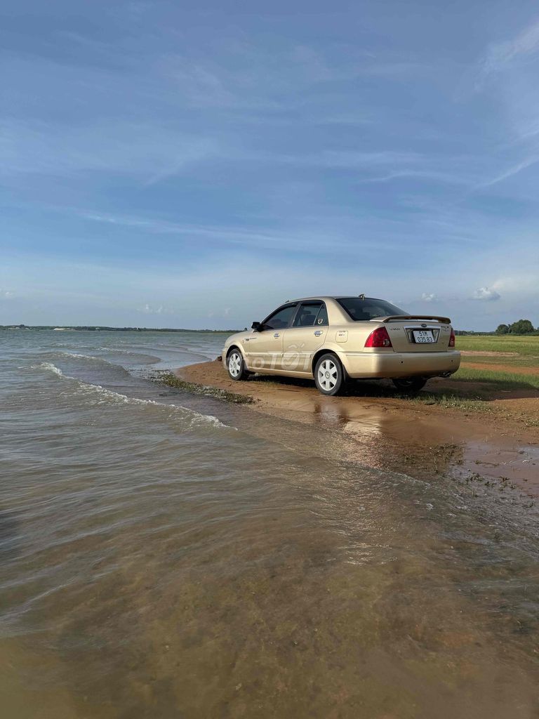 Ford Laser 2003 photo 3