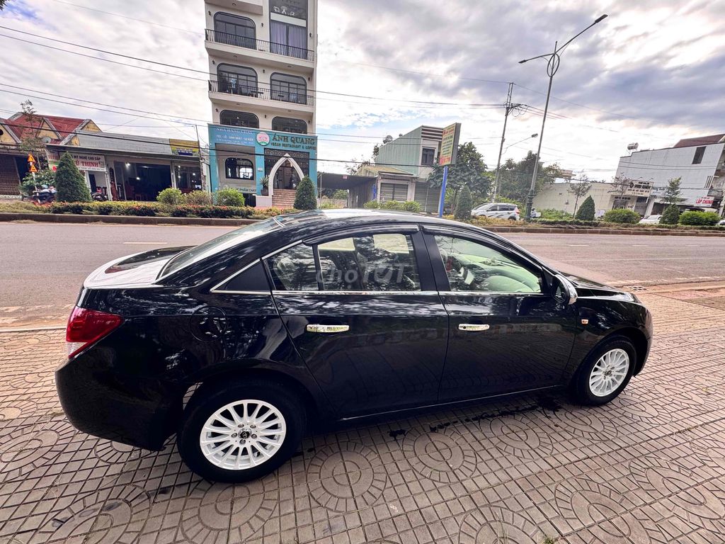 Daewoo Lacetti 2010 SE - 120 km. Mua bán Ô tô tại Thành phố Pleiku Gia Lai được đăng bởi Ông Đặng hình 3