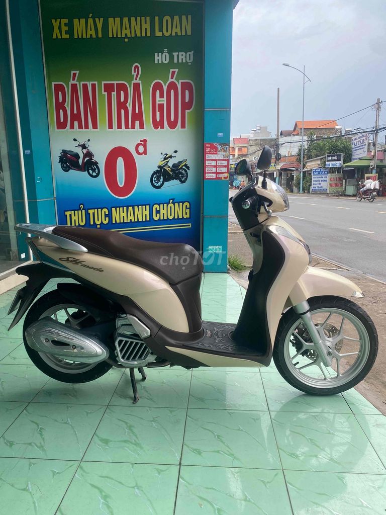 SH Mode 2015 bs61 nguyên rin hổ trợ góp có trao d. Mua bán Xe máy tại Thành phố Dĩ An Bình Dương được đăng bởi XE MÁY MẠNH LOAN GÓP 0đ hình 5