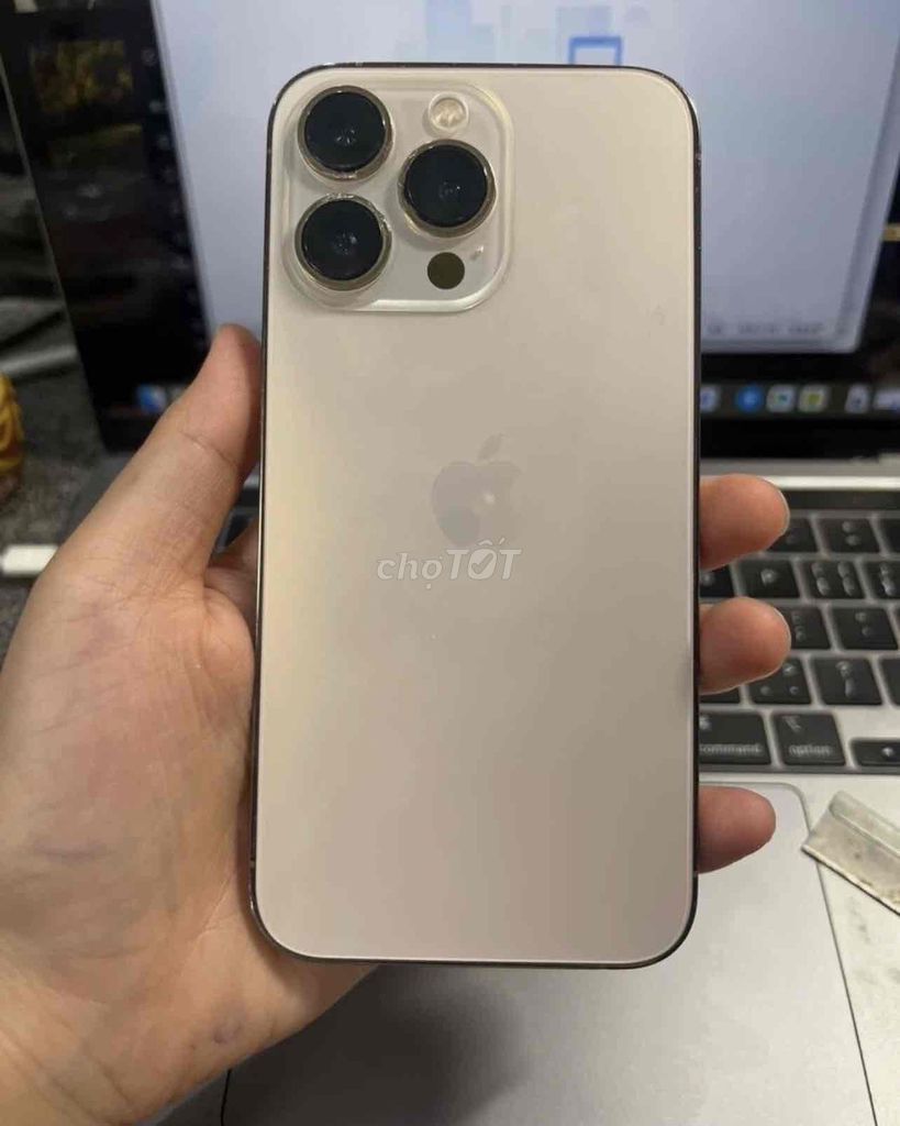 Apple iPhone 13 Pro Max Vàng. Mua bán Điện thoại tại Huyện Tiên Lãng Hải Phòng được đăng bởi quang vux hình 1