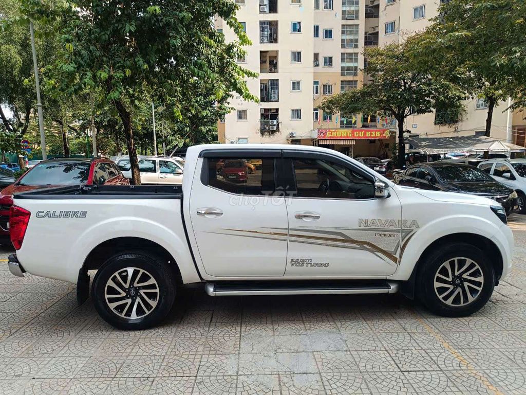 Navara 2018 EL Premium R - 14000 km. Mua bán Ô tô tại Quận Cầu Giấy Hà Nội được đăng bởi Hà Châu Tuyền hình 4