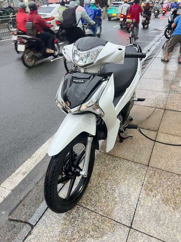 Honda Future LED Fi 2022 Trắng Đã sử dụng
