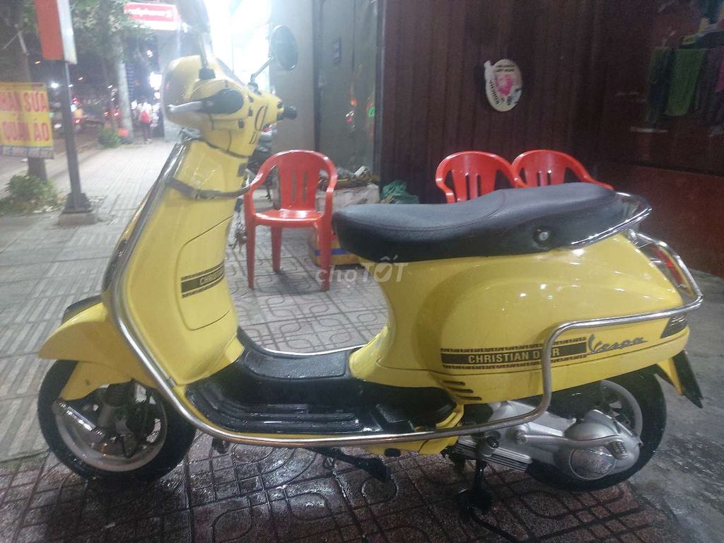 Vespa Lx125 Cọp Thẻ Ph0T0. Mua bán Xe máy tại Quận 7 Tp Hồ Chí Minh được đăng bởi Huy hình 4