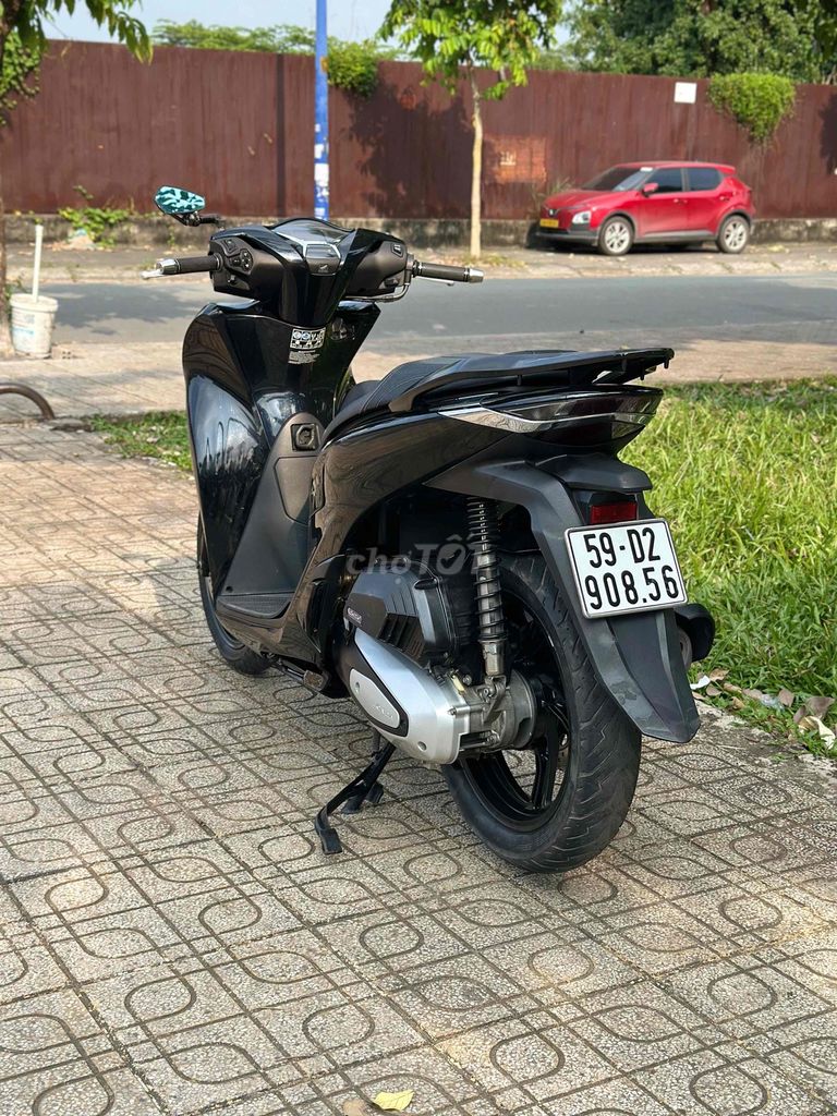 XE NHÀ ĐI - THAY NHỚT MỖI 1000KM - SH150 CBS 2020. Mua bán Xe máy tại Quận Bình Tân Tp Hồ Chí Minh được đăng bởi bình hình 4