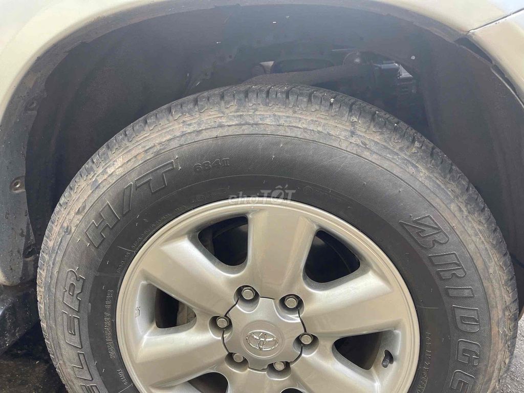 Toyota Fortuner 2010 2.5G - 180000 km. Mua bán Ô tô tại Thành phố Buôn Ma Thuột Đắk Lắk được đăng bởi Anh Quốc hình 11