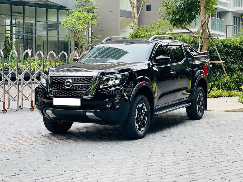 Nissan Navara VL Cao Cấp 2023 - 3000 km