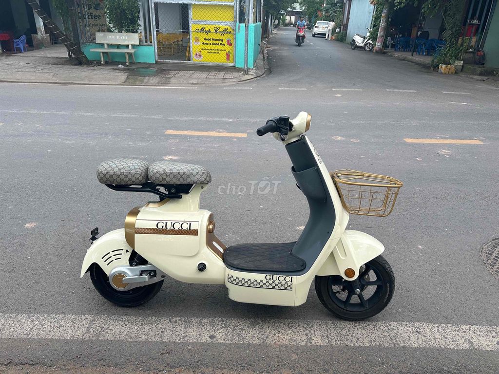 bán VC 5 bình nhập nguyên con mới keng. Mua bán Xe điện tại Huyện Bình Chánh Tp Hồ Chí Minh được đăng bởi MUA BÁN PHÂN PHỐI SỈ LẺ CÁC LOẠI XE ĐIỆN hình 2