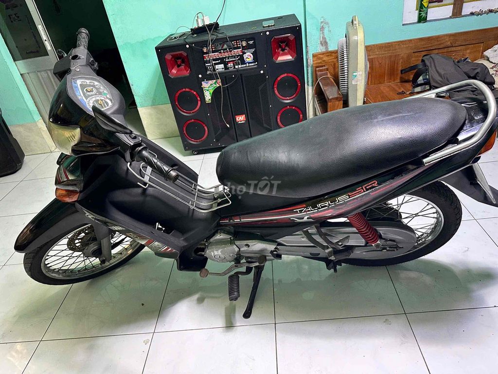 bán xe máy Yamaha Tauruss (màu đỏ-đen). Mua bán Xe máy tại Huyện Thủ Thừa Long An được đăng bởi Kim Tuyền hình 1