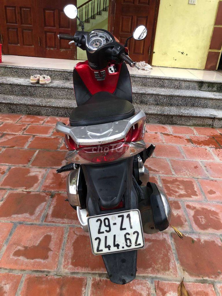 Thanh lý SH mode rất mới đi ít. Mua bán Xe máy tại Huyện Mê Linh Hà Nội được đăng bởi Bình  hình 4