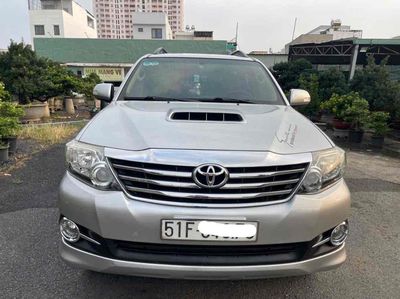 Toyota Fortuner 2016 2.5G 4x2 - 80000 km