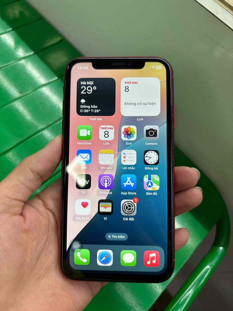 iPhone XR 64GB Đỏ dùng wifi. Mua bán Điện thoại tại Quận Ninh Kiều Cần Thơ được đăng bởi everest hình 1