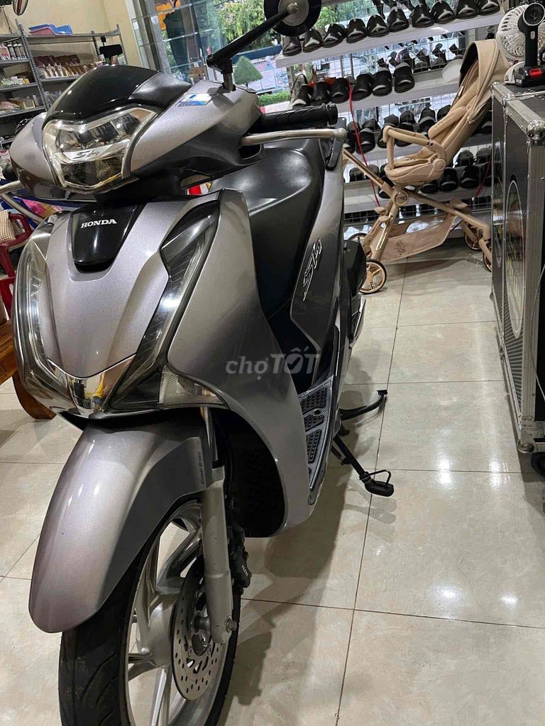 Sh125i đời 2019 zin bs chính chủ. Mua bán Xe máy tại Huyện Vĩnh Cửu Đồng Nai được đăng bởi Dương Tiến hình 4