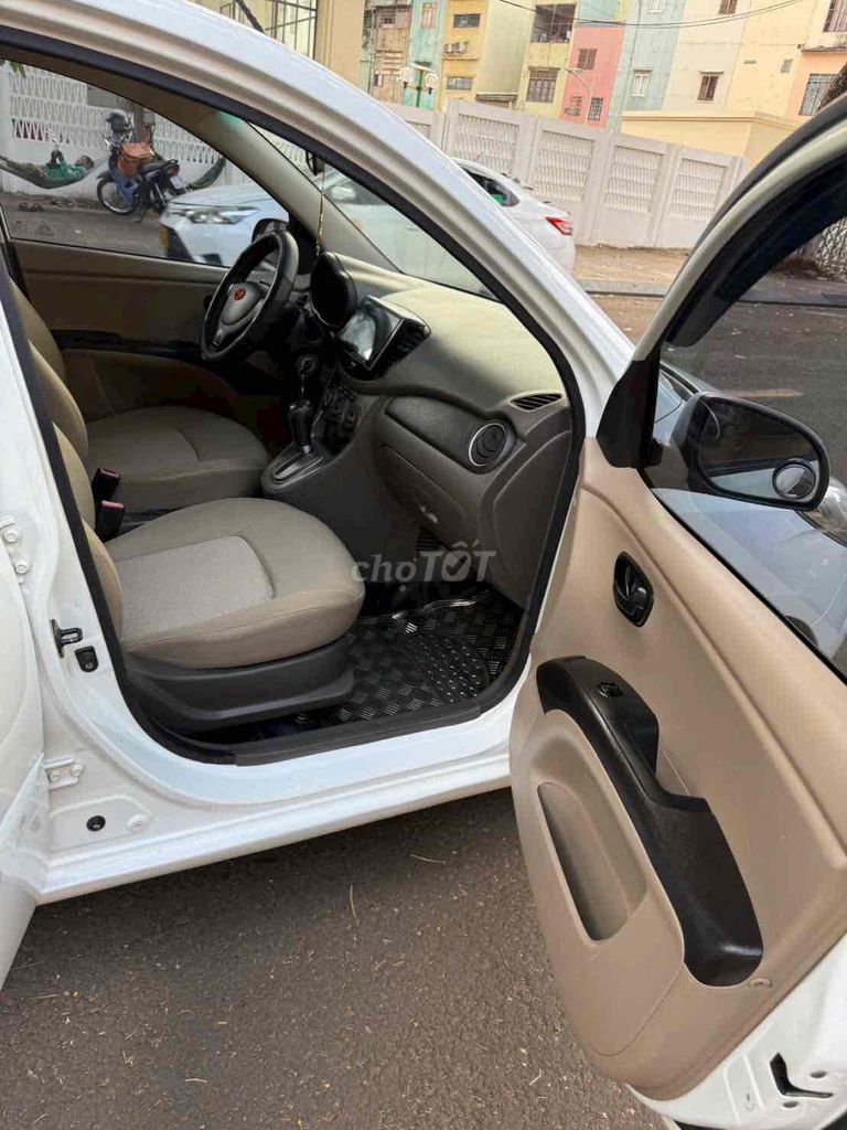 Hyundai Grand i10 2011 1.2 AT - 100000 km. Mua bán Ô tô tại Thành phố Pleiku Gia Lai được đăng bởi Dinh Trung  hình 14