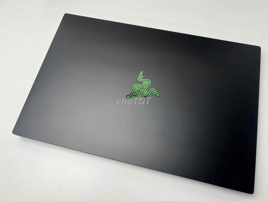 Razer Blade 15 2021 i7 10750H 15.6 inch. Mua bán Laptop tại Huyện Bình Chánh Tp Hồ Chí Minh được đăng bởi Nguyễn Thành Đạt hình 1