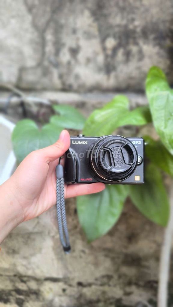 Máy ảnh Panasonic Lumix DMC-GF2. Mua bán Máy ảnh, Máy quay tại Quận Gò Vấp Tp Hồ Chí Minh được đăng bởi Hânramie hình 1