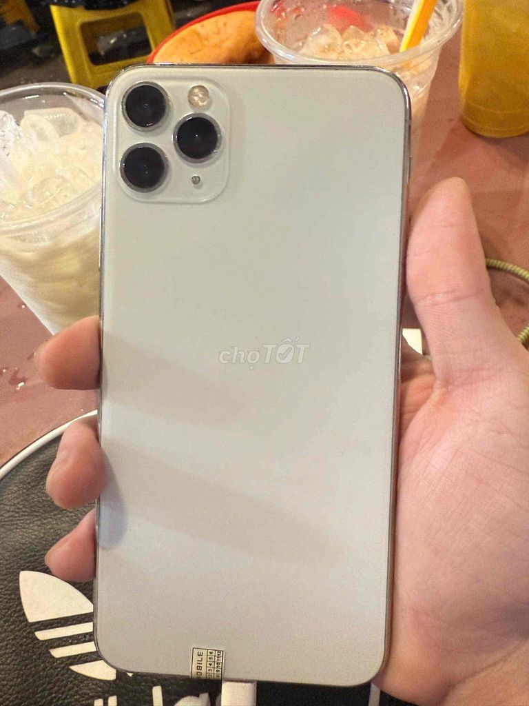 Điện thoại iPhone 11 Pro Max Trắng 64gb. Mua bán Điện thoại tại Thị xã Bến Cát Bình Dương được đăng bởi Qui hình 1