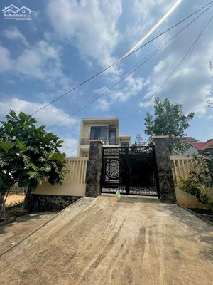 Bán nhà riêng tại Nghĩa Trung, 3.9 tỷ, 270m2, 3PN, 3WC, pháp lý đầy đủ. Mua bán nhà ở tại Thành phố Gia Nghĩa Đắk Nông được đăng bởi chính chủ