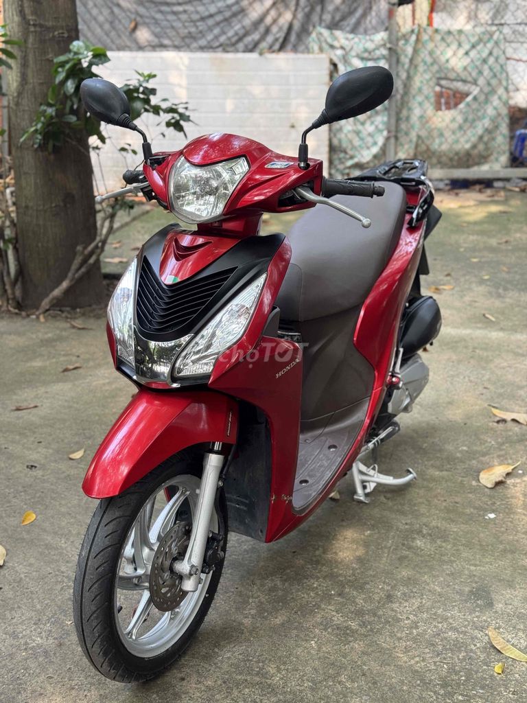 Honda Vision 2017 Ít Đi Rất Mới Đẹp, Máy Zin Ngon. Mua bán Xe máy tại Thành phố Thuận An Bình Dương được đăng bởi Trần Viễn hình 3