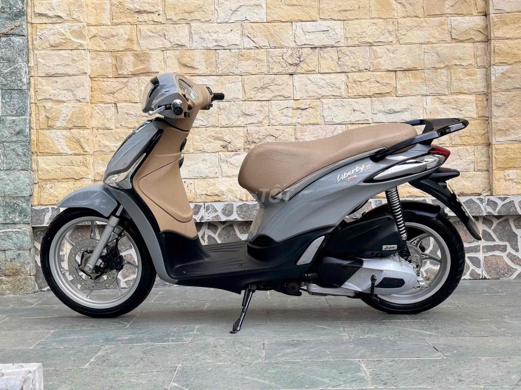 Liberty 125 iget phanh ABS máy zin 100% đại chất. Mua bán Xe máy tại Quận Cầu Giấy Hà Nội được đăng bởi nguyễn bích thuỷ hình 4