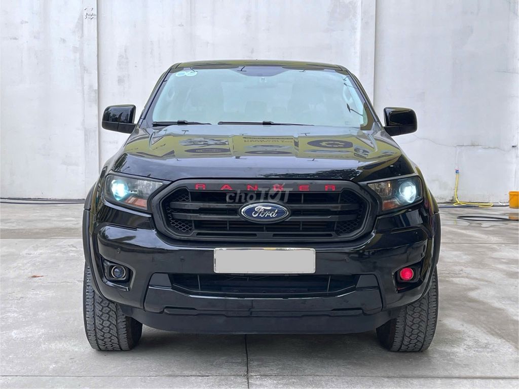 FORD RANGER XLS 4X2 AT GIA ĐÌNH 1 CHỦ ĐẸP VAY 70%