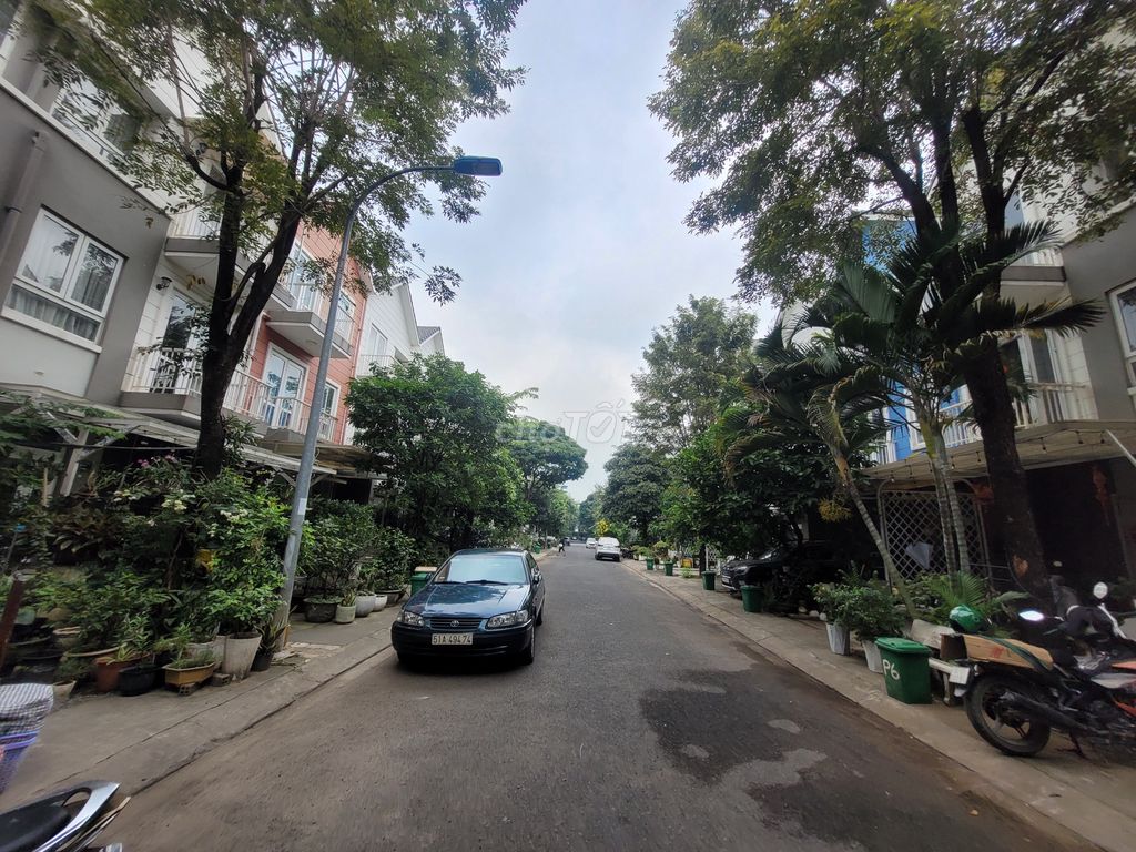 Аренда · 4 комн. · 75 м² · Thành phố Thủ Đức, ул. Bưng Ông Thoàn