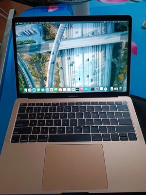 Macbook Air 2018 8GB 128GB 13.3" và chuột Apple