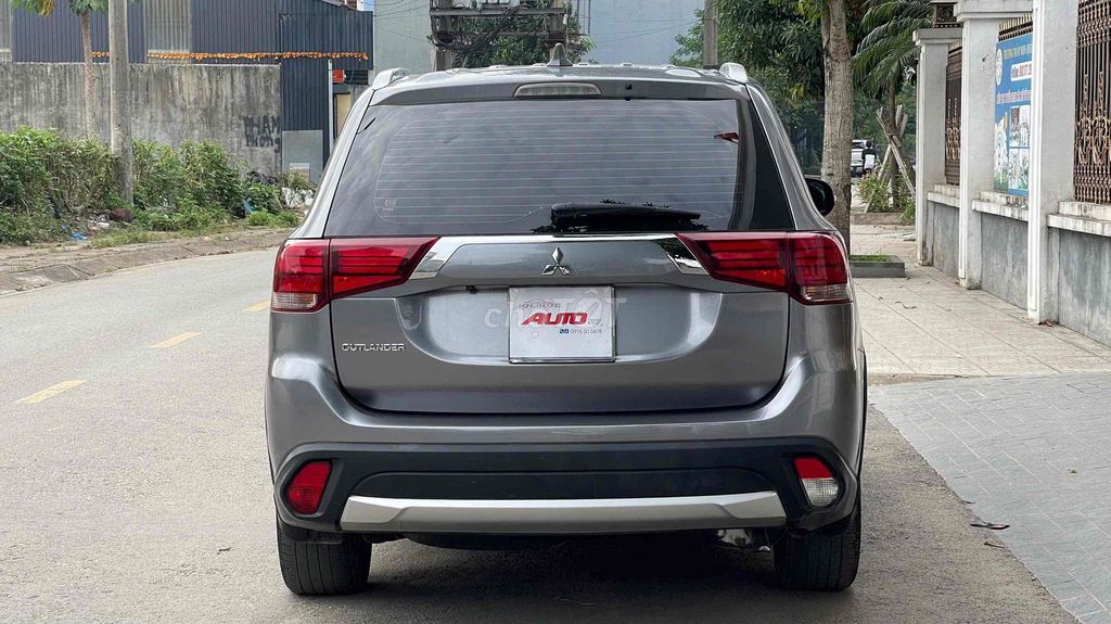 Mitsubishi Outlander 7 chỗ. Mua bán Ô tô tại Thành phố Thái Nguyên Thái Nguyên được đăng bởi Hồng Phương Auto  Auto 597 hình 3