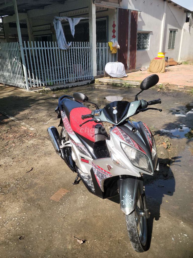 Nouvo 4 xe đep may ngon êm ru ko hu gia sinh vien. Mua bán Xe máy tại Quận Thốt Nốt Cần Thơ được đăng bởi Nguyễn Minh  hình 7