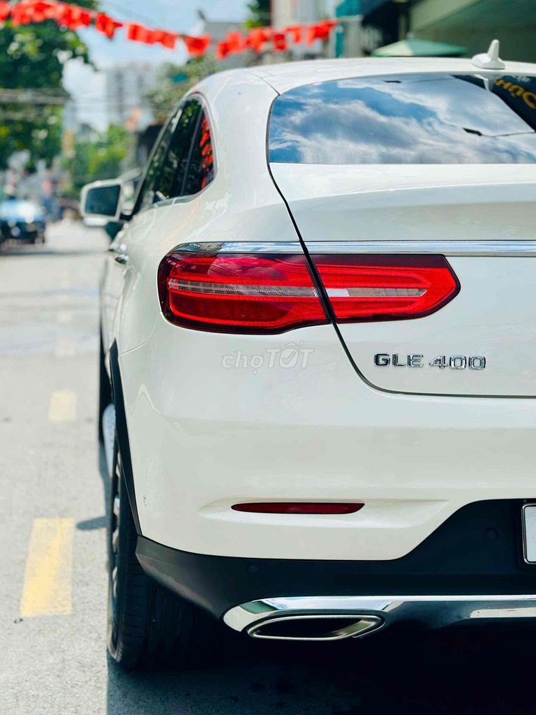 Mercedes Benz GLE 400 4Matic Coupe Model 2017. Mua bán Ô tô tại Quận 8 Tp Hồ Chí Minh được đăng bởi Hồng Phúc hình 6