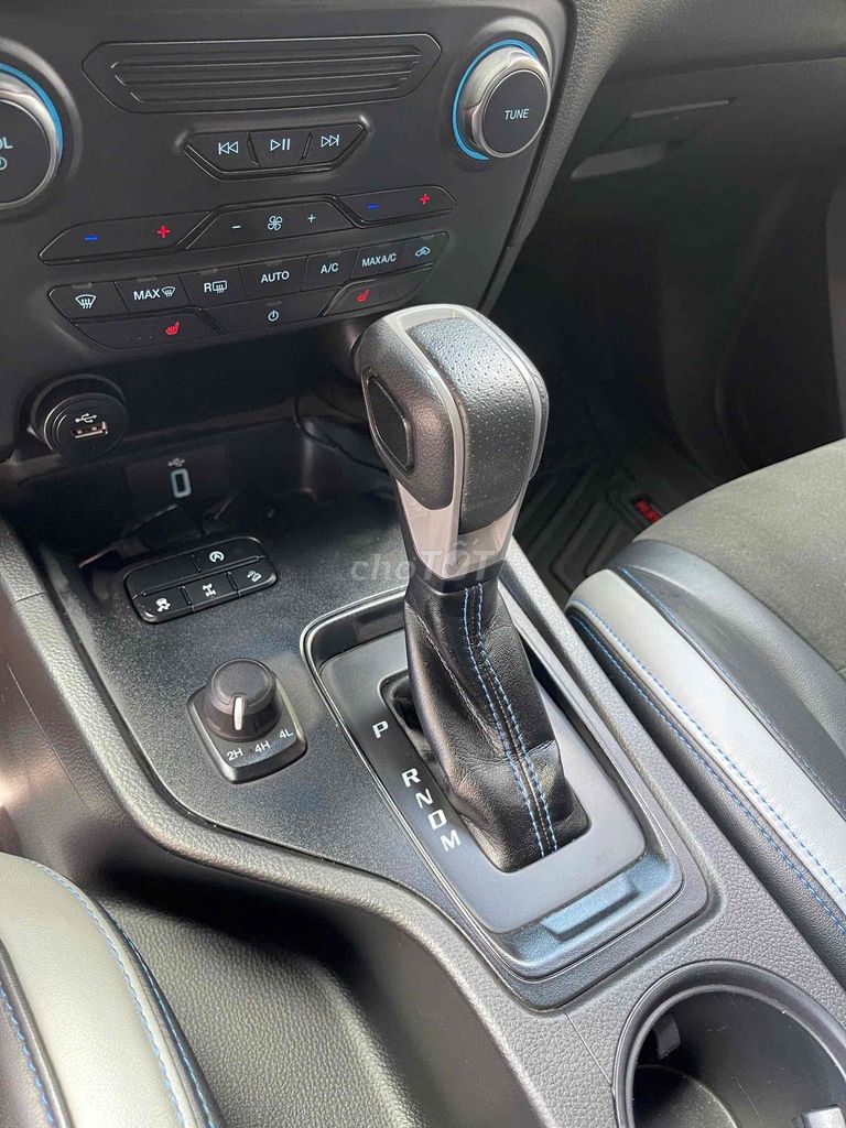 Ford Ranger 2021 Raptor 4x4 AT - 52000 km. Mua bán Ô tô tại Huyện Đức Trọng Lâm Đồng được đăng bởi SALON ÔTÔ HOÀ THẮNG  hình 9