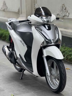 SH 150i 2019 TRẮNG BSTP. Mua bán Xe máy tại Thành phố Thủ Đức Tp Hồ Chí Minh được đăng bởi Vũ Vũ
