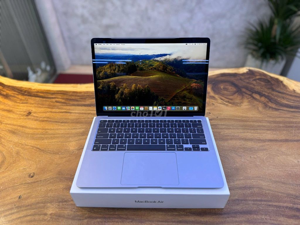Apple MacBook Air 2020 13" M1/8GB/256GB used. Mua bán Laptop tại Quận 1 Tp Hồ Chí Minh được đăng bởi MacBook Giá Sỉ hình 1
