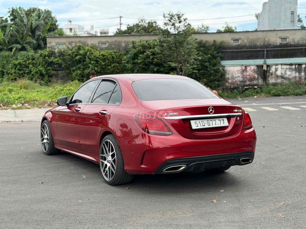 Mec C300 AMG model 2020 ngay chủ mình đứng tên , k. Mua bán Ô tô tại Thành phố Dĩ An Bình Dương được đăng bởi Nguyễn Tuấn hình 7
