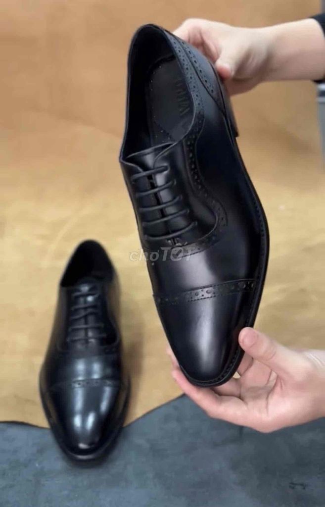 Giày tây Nam Da thật Đen. Mua bán Giày dép tại Quận Đống Đa Hà Nội được đăng bởi Hiến Hàng Hiệu hình 1