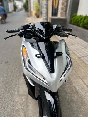 Vario150 bạc posche. Mua bán Xe máy tại Thành phố Biên Hòa Đồng Nai được đăng bởi Khiêm Đỗ