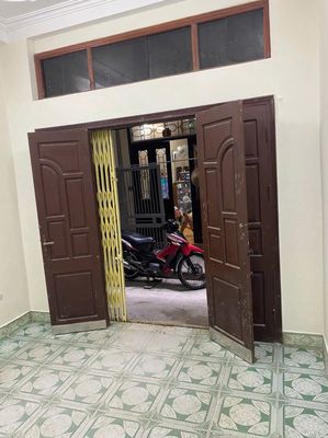Cho thuê nhà riêng ngõ Hồng Mai