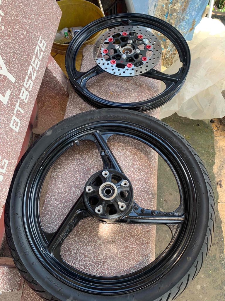 Mâm xe Maxxis hợp kim đen đã dùng. Mua bán Phụ tùng xe tại Thị xã Giá Rai Bạc Liêu được đăng bởi Lemjnh hình 2