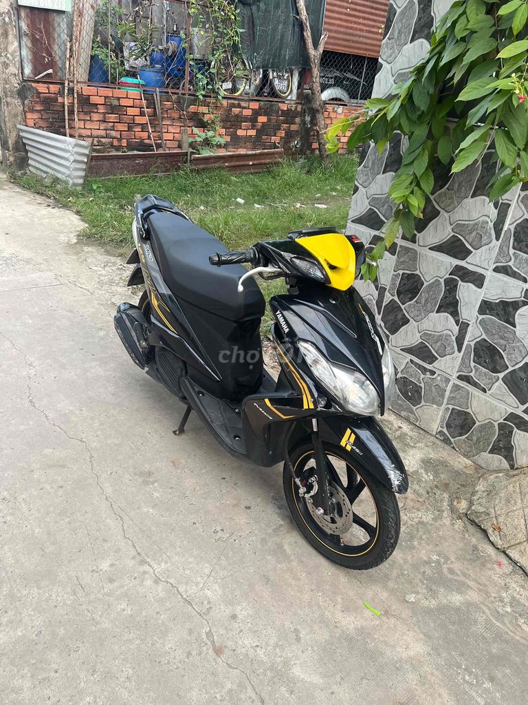 Yamaha Luvias Fi Đen vàng. Mua bán Xe máy tại Thành phố Biên Hòa Đồng Nai được đăng bởi Minh hình 2