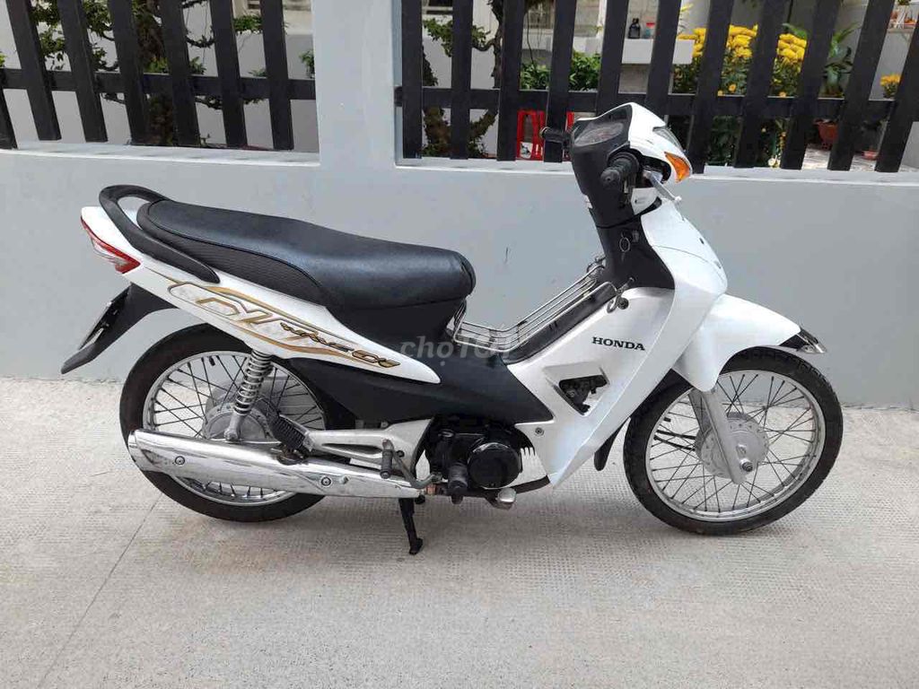 Honda Wave 100cc Белый