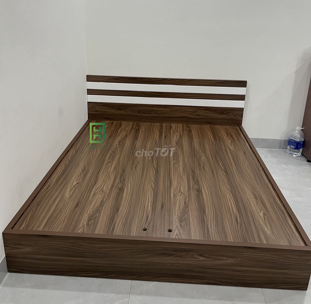 GIƯỜNG GỖ MDF CỨNG CÁP - GIƯỜNG GỖ MDF THÁO RÁP. Mua bán Giường, chăn ga gối nệm tại Thành phố Biên Hòa Đồng Nai được đăng bởi LÊ VĂN HÙNG hình 1