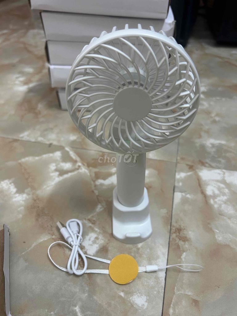 Quạt cầm tay M1 Không chổi than. Mua bán Quạt tại Quận Ngũ Hành Sơn Đà Nẵng được đăng bởi Review Có Tâm hình 1