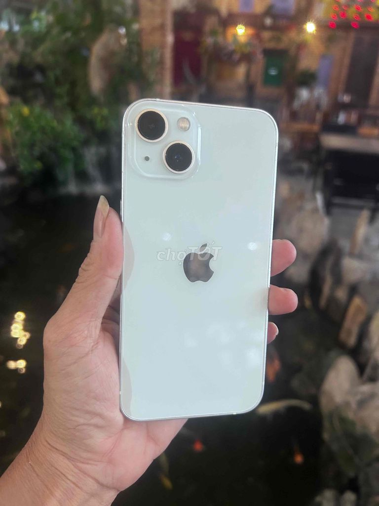 iPhone 13 128GB Trắng. Mua bán Điện thoại tại Quận Bình Tân Tp Hồ Chí Minh được đăng bởi nguyen van vu hình 1
