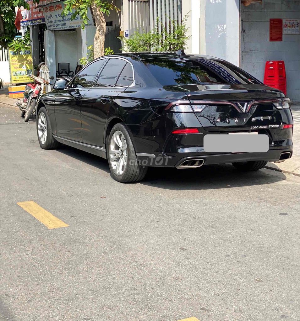Vinfast Lux A 2021 photo 3