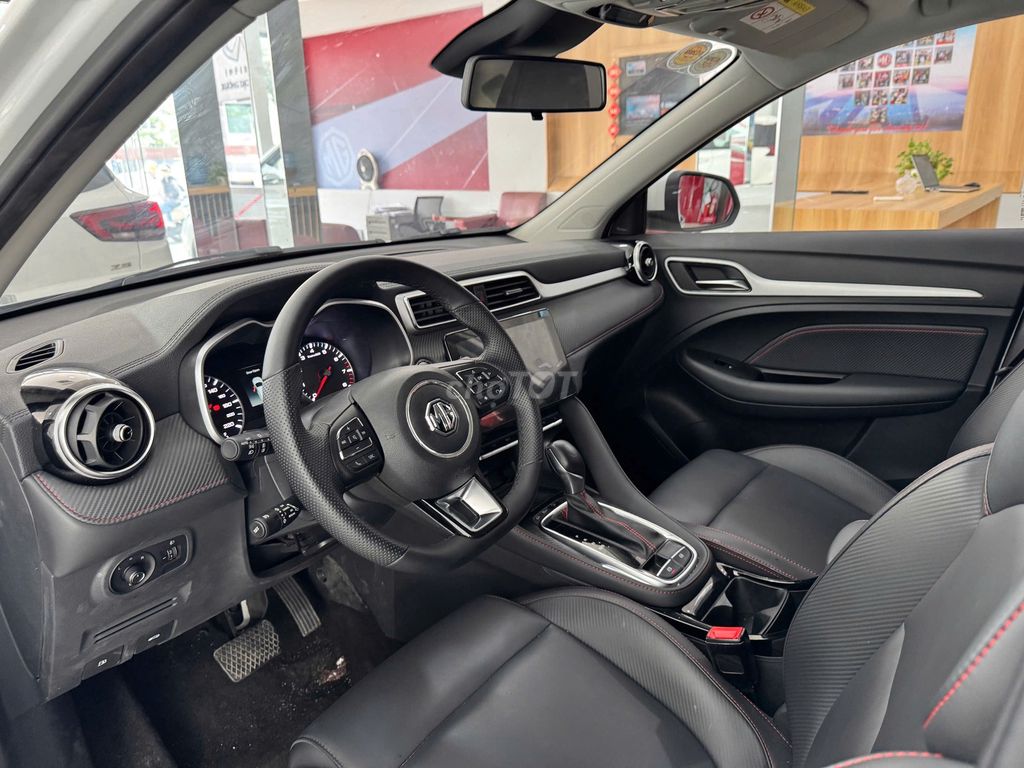 MG ZS Luxury 2025  - Trắng odo lướt  7.600 km. Mua bán Ô tô tại Quận 6 Tp Hồ Chí Minh được đăng bởi Tuấn MG Kinh Dương Vương Used Cars  hình 4