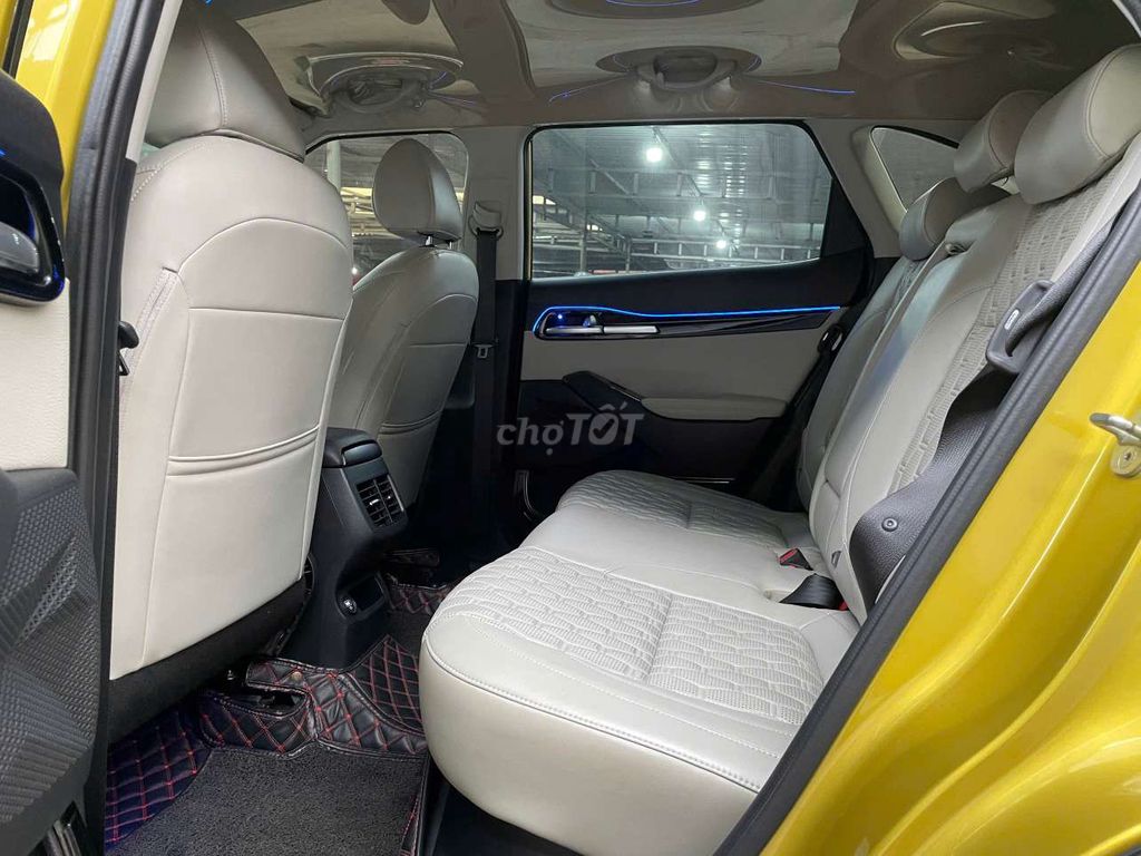 Kia Seltos 2021 Luxury 1.4 Turbo,màu vàng,48000 km. Mua bán Ô tô tại Quận Bình Tân Tp Hồ Chí Minh được đăng bởi Son Do hình 12