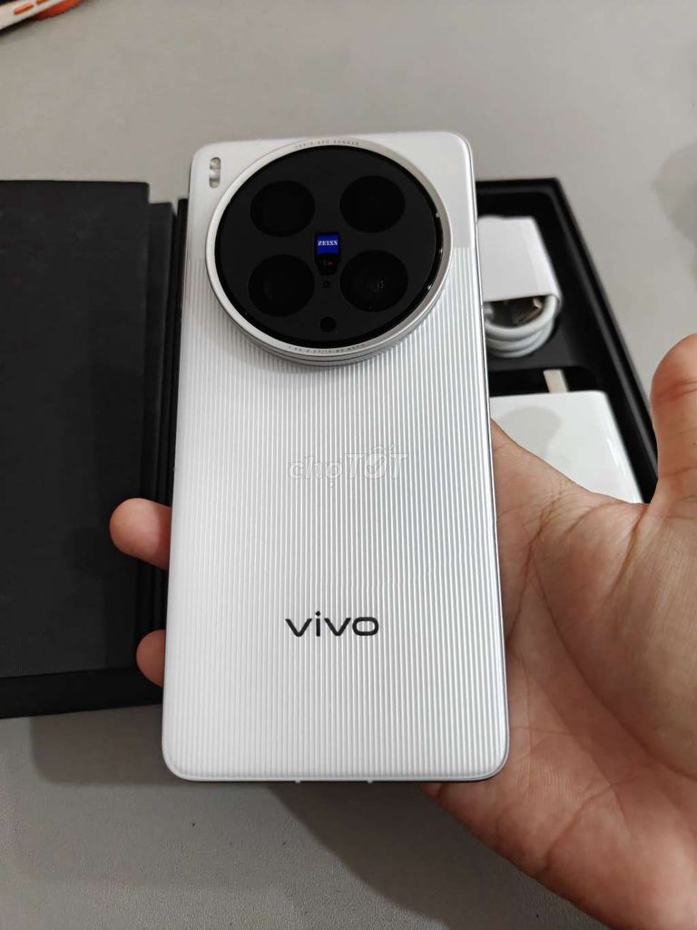 Vivo X200 Ultra 16/512GB Trắng có GL. Mua bán Điện thoại tại Thành phố Thủ Đức Tp Hồ Chí Minh được đăng bởi AVG Mobile hình 1