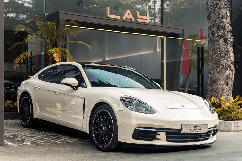 LONG ANH AUTO về Porsche Panamera model 2019. Mua bán Ô tô tại Quận 7 Tp Hồ Chí Minh được đăng bởi LongAnh AuTo  hình 1