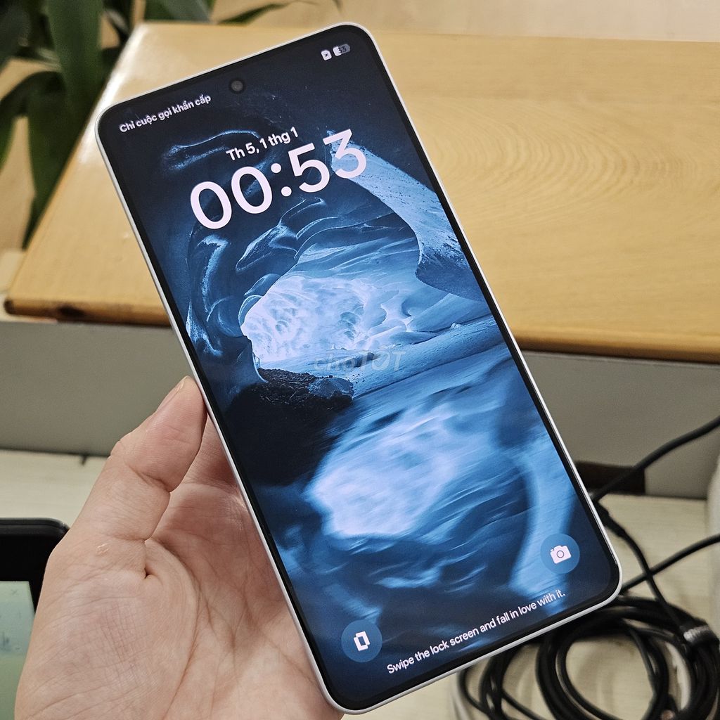 OPPO K13 Turbo Pro 12GB/256GB Bạc. Mua bán Điện thoại tại Quận Thanh Khê Đà Nẵng được đăng bởi Vietphones Store 16 Kỳ Đồng hình 1
