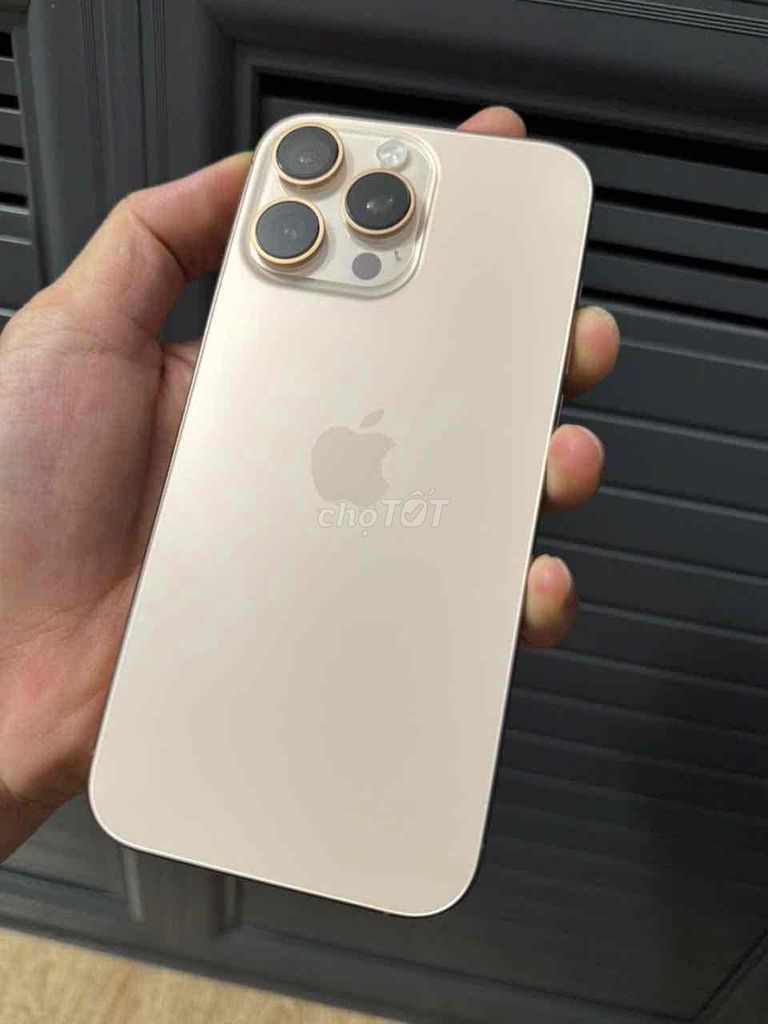 Apple iPhone 16 Pro Max 256GB Quốc Tế Mỹ Keng. Mua bán Điện thoại tại Thành phố Biên Hòa Đồng Nai được đăng bởi hoang nguyen hình 1